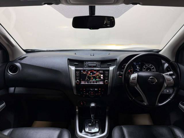 2019 Nissan Navara 2.3 Navara Tekna dCi Auto 4WD 5dr