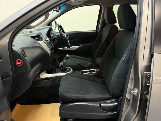 2018 Nissan Navara 2.3 Navara N-Connecta dCi 4WD 5dr