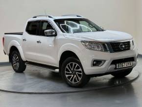 NISSAN NAVARA at SELECT CARS & COMMERCIALS Luton