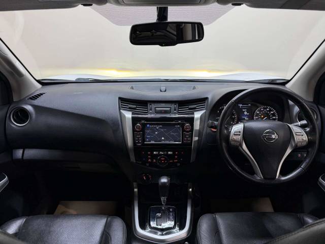 2018 Nissan Navara 2.3 Navara Tekna dCi Auto 4WD 5dr