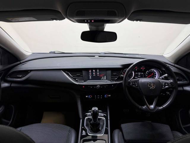 2018 Vauxhall Insignia 1.5 Insignia SRi T 5dr
