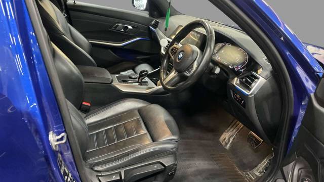 2019 BMW 3 Series 2.0 320d xDrive M Sport Auto 4WD 4dr