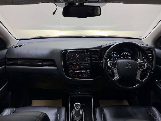 2017 Mitsubishi Outlander 2.0 Outlander 4h PHEV CVT 4WD 5dr