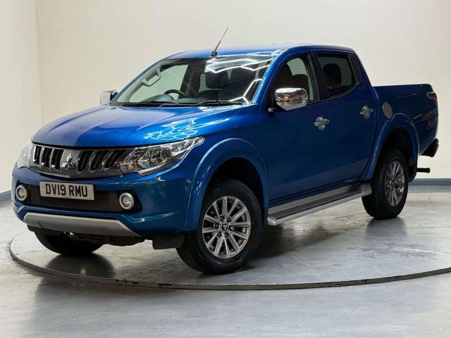2019 Mitsubishi L200 2.4 L200 Barbarian DI-D 4WD