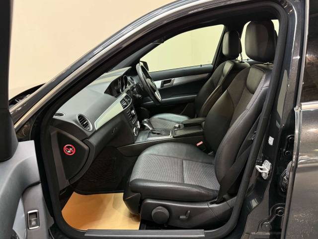 2011 Mercedes-Benz C Class 1.8 C180 Sport BlueEfficiency Auto 4dr