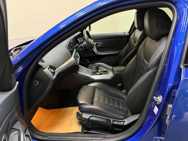 2019 BMW 3 Series 2.0 320d xDrive M Sport Auto 4WD 4dr