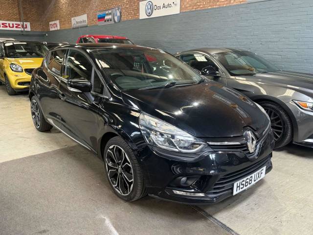 Renault Clio 0.9 Clio Iconic TCe 5dr Hatchback Petrol Black