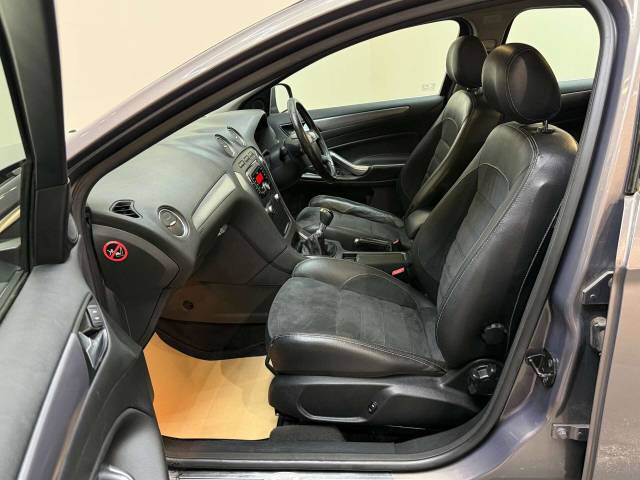 2011 Ford Mondeo 2.0 Mondeo Titanium X TDCi 140 5dr