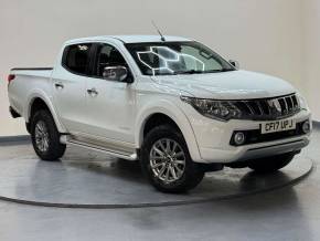 MITSUBISHI L200 at SELECT CARS & COMMERCIALS Luton