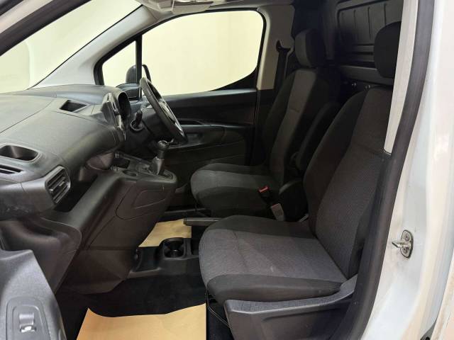 2021 Vauxhall Combo 1.5 Combo 2300 Dynamic TD