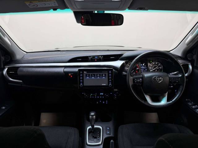 2021 Toyota Hilux 2.4 HI-Luxury Invincible D-4D 4WD Double Cab Auto 4WD 5dr