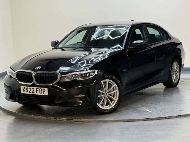 2022 BMW 3 Series 2.0 330e SE Professional Auto 4dr