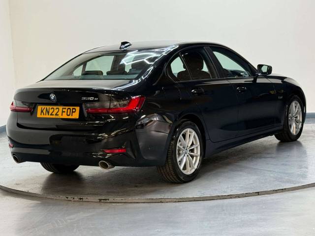 2022 BMW 3 Series 2.0 330e SE Professional Auto 4dr