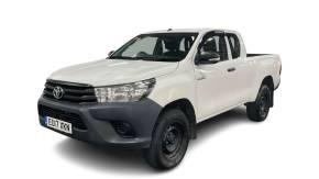 TOYOTA HILUX at SELECT CARS & COMMERCIALS Luton