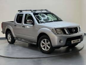 NISSAN NAVARA at SELECT CARS & COMMERCIALS Luton