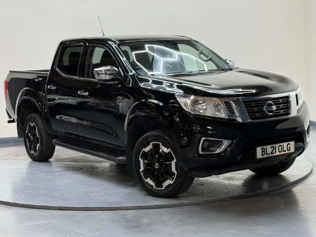Nissan Navara 2.3 Navara N-Connecta dCi Auto 4WD 5dr SUV Diesel Black