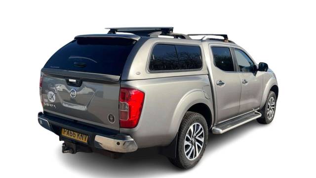 2017 Nissan Navara 2.3 Navara Tekna dCi Auto 4WD 5dr