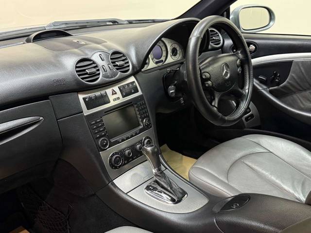 2009 Mercedes-Benz CLK 1.8 CLK 200k AvantGarde Auto 2dr
