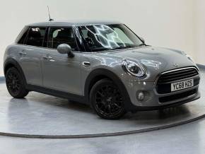 MINI HATCH at SELECT CARS & COMMERCIALS Luton