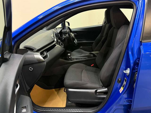 2018 Toyota C-HR 1.8 C-HR Icon HEV CVT 5dr