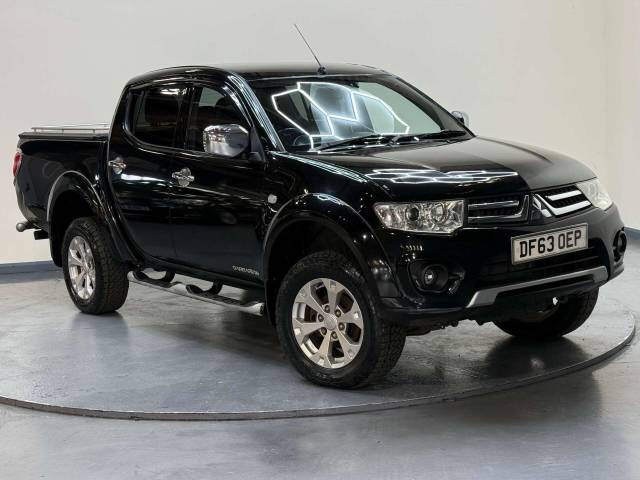 Mitsubishi L200 2.5 L200 Barbarian LWB Double Cab DI-D 4x4 Auto 4WD 5dr Pickup Diesel Black