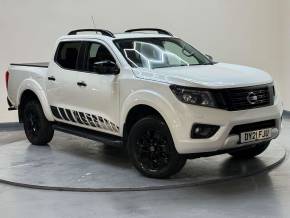 NISSAN NAVARA at SELECT CARS & COMMERCIALS Luton