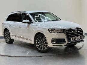 AUDI Q7 at SELECT CARS & COMMERCIALS Luton