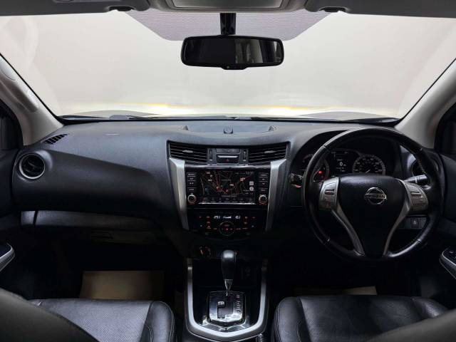 2019 Nissan Navara 2.3 Navara Tekna dCi Auto 4WD 5dr