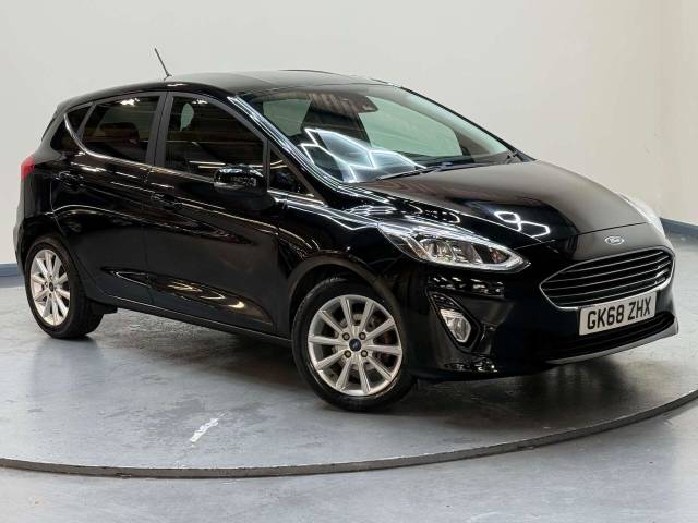 Ford Fiesta 1.0 Fiesta Titanium T 5dr Hatchback Petrol Black