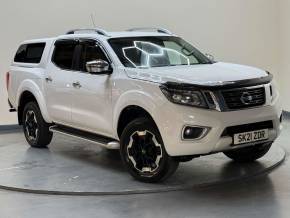 NISSAN NAVARA at SELECT CARS & COMMERCIALS Luton