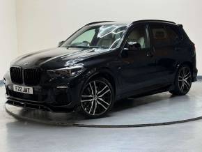 BMW X5 at SELECT CARS & COMMERCIALS Luton
