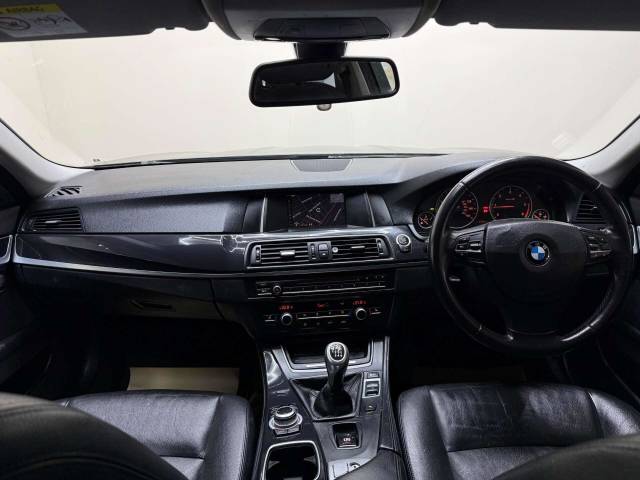 2014 BMW 5 Series 2.0 520d SE 4dr