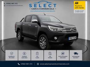 TOYOTA HILUX at SELECT CARS & COMMERCIALS Luton