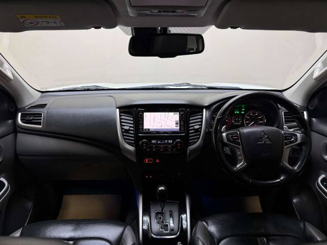 2017 Mitsubishi L200 2.4 L200 Barbarian DI-D Auto 4WD