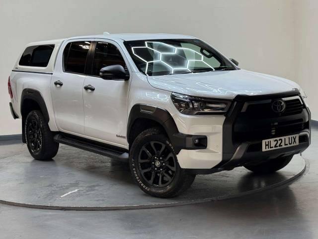 Toyota Hilux 2.8 HI-Luxury Invincible X D-4D 4WD Double Cab Auto 4WD 5dr Pickup Diesel White