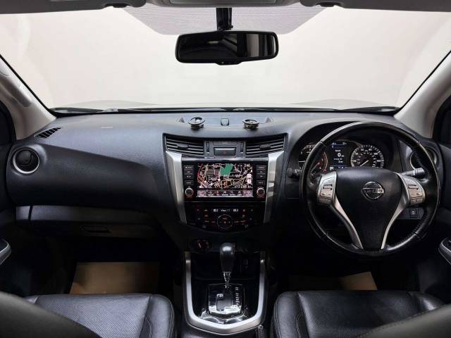 2019 Nissan Navara 2.3 Navara Tekna dCi Auto 4WD 5dr