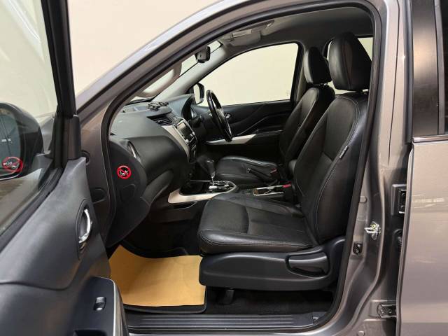 2019 Nissan Navara 2.3 Navara Tekna dCi Auto 4WD 5dr