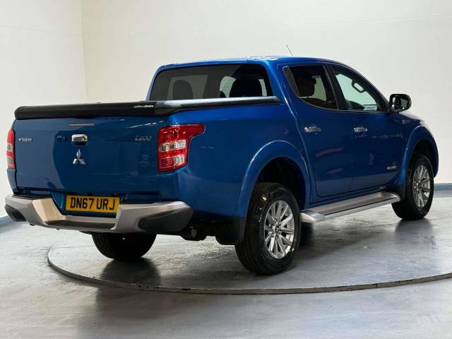 2017 Mitsubishi L200 2.4 L200 Warrior DI-D Auto 4WD