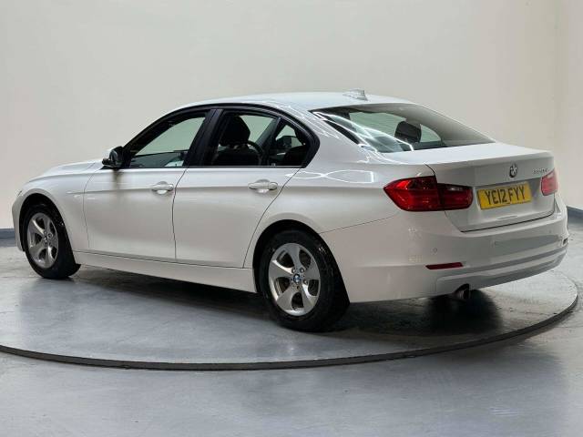 2012 BMW 3 Series 2.0 320d EfficientDynamics 4dr