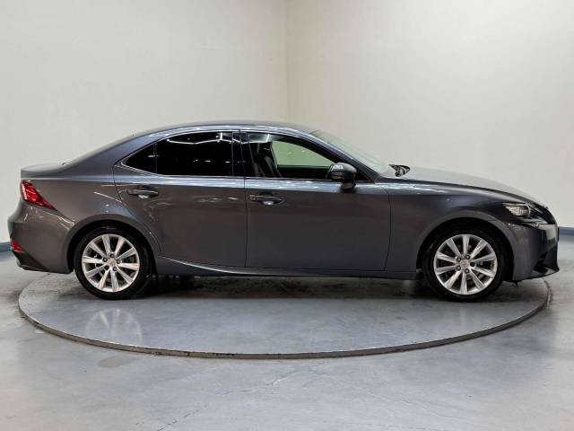 2015 Lexus IS 2.5 IS 300h Executive Edition CVT 4dr