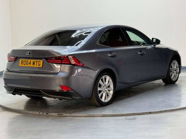 2015 Lexus IS 2.5 IS 300h Executive Edition CVT 4dr