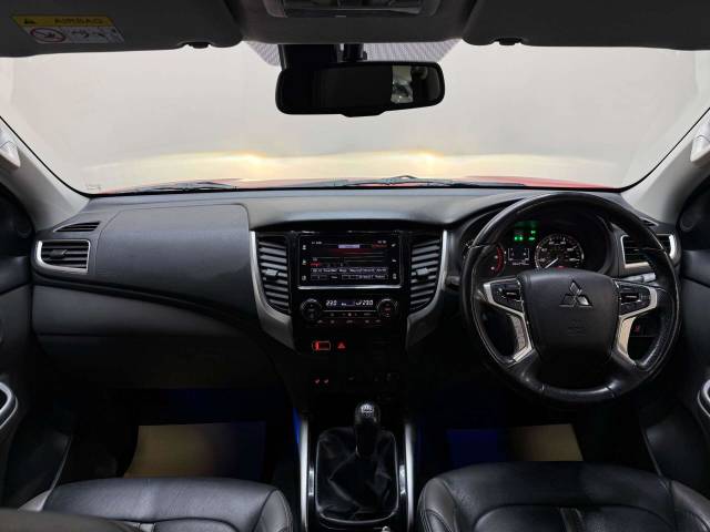 2020 Mitsubishi L200 2.4 L200 Barbarian DI-D 4WD