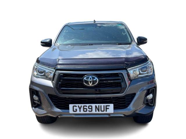 2019 Toyota Hilux 2.4 HI-Luxury Invincible X D-4D 4WD Double Cab Auto 4WD 5dr