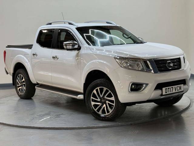 Nissan Navara 2.3 Navara Tekna dCi Auto 4WD 5dr SUV Diesel White