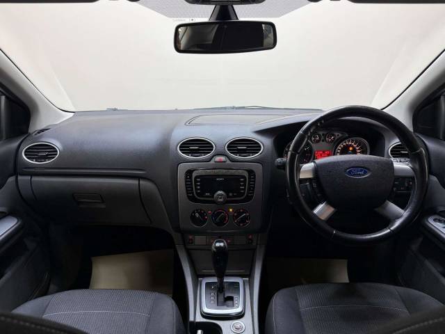 2010 Ford Focus 1.6 Focus Titanium 100 Auto 5dr