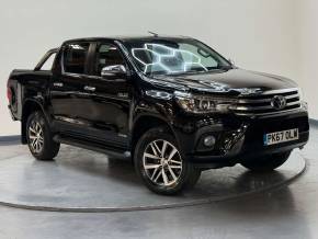 TOYOTA HILUX at SELECT CARS & COMMERCIALS Luton