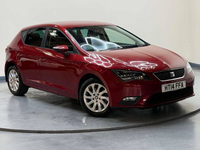 SEAT Leon 2.0 Leon SE Technology TDI 5dr Hatchback Diesel Red