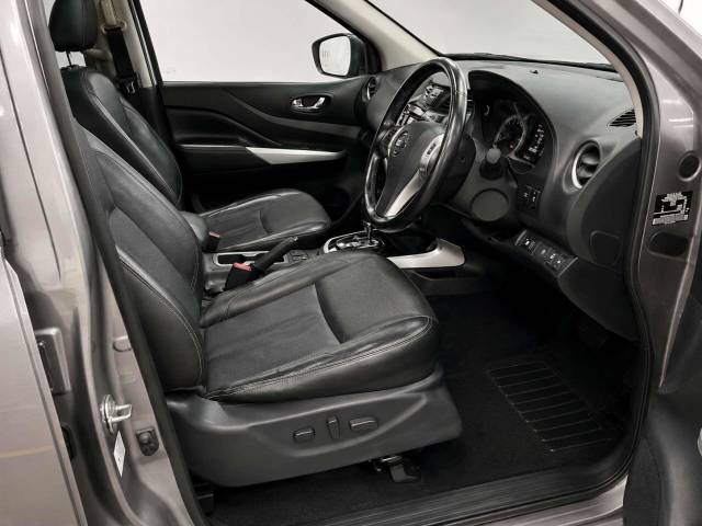 2018 Nissan Navara 2.3 Navara N-Guard dCi Auto 4WD 5dr