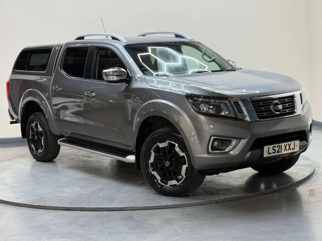 Nissan Navara 2.3 Navara Tekna dCi Auto 4WD 5dr SUV Diesel Grey