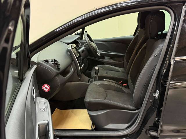 2019 Renault Clio 0.9 Clio Iconic TCe 5dr